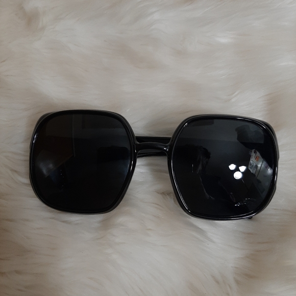 Dior Accessories - Christian Dior Black 56mm nuance oversized sunglasses